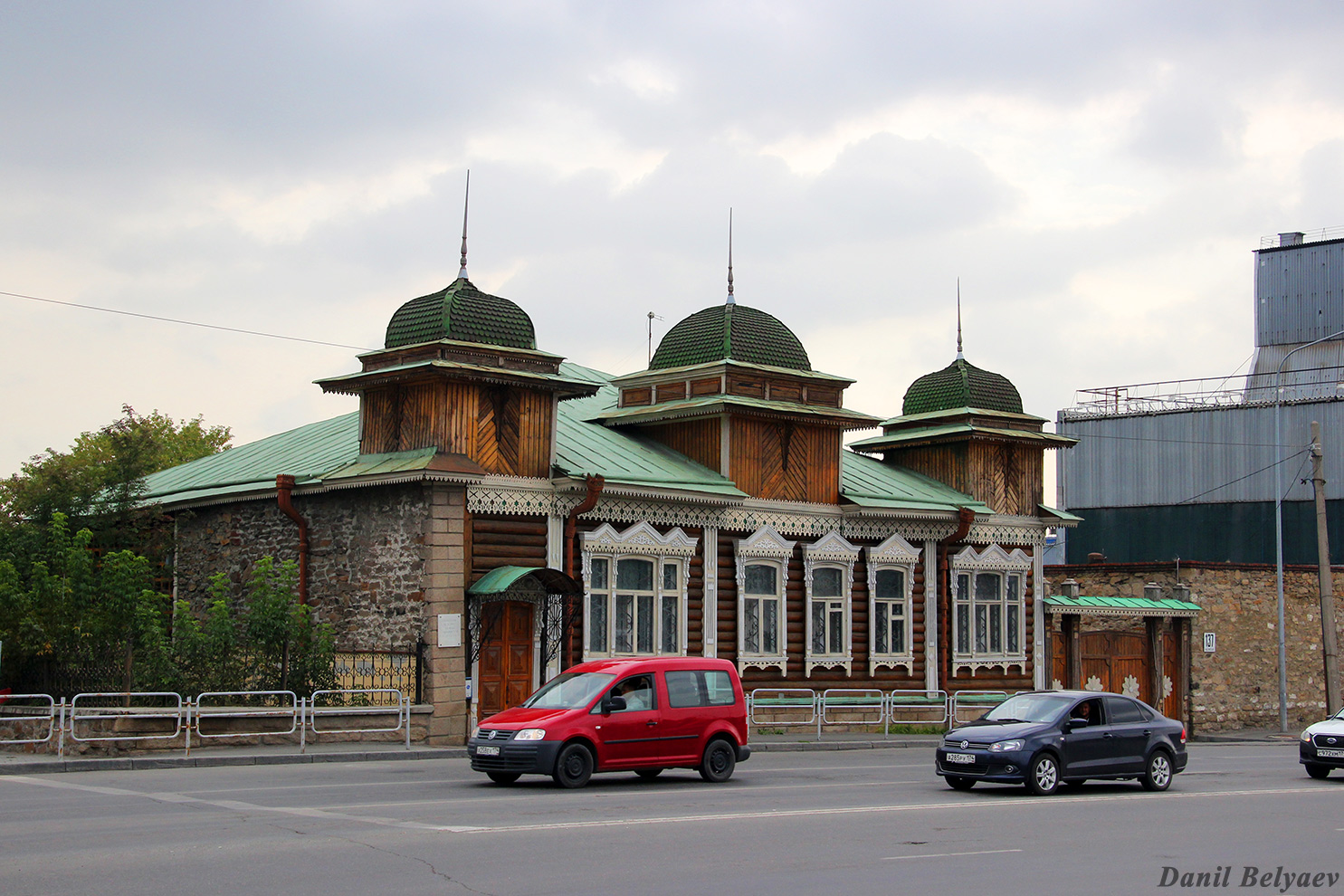 Челябинск, Каслинская улица, 137