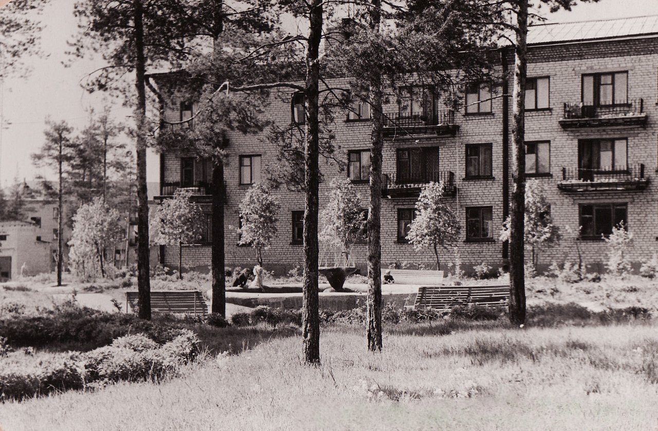 Семиозерье, Спортивная улица, 47