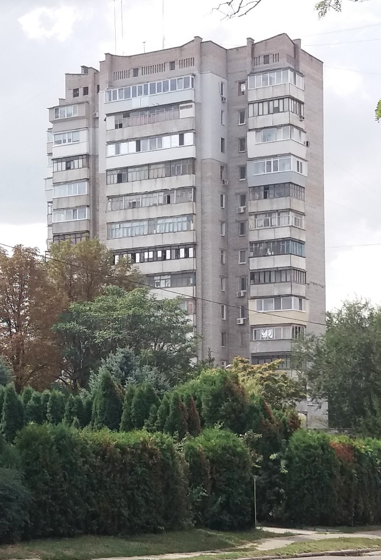 Saporischschja, Чаривная улица, 52