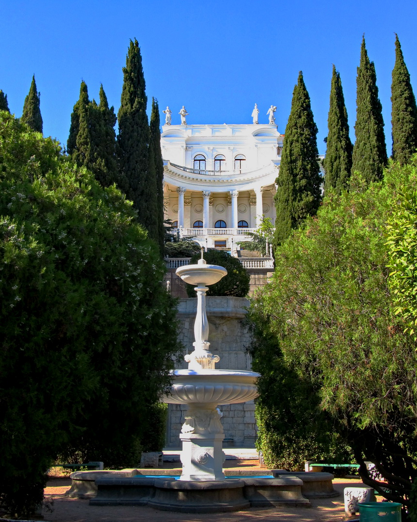 Ялта, пгт Гаспра, Алупкинское шоссе, 15