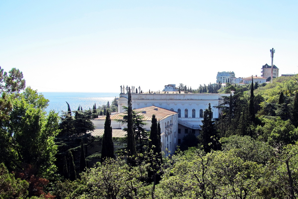 Ялта, пгт Гаспра, Алупкинское шоссе, 15