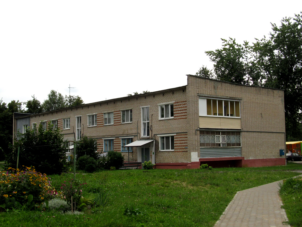 Октябрьский, Центральная улица, 10