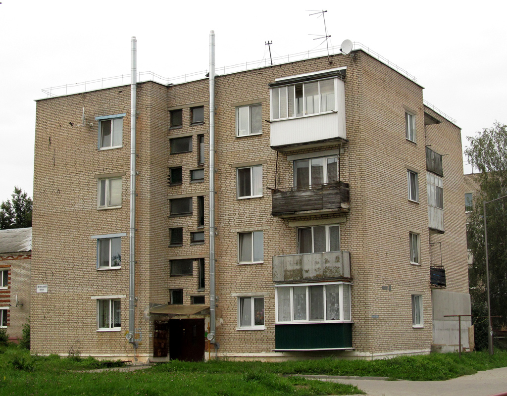 Октябрьский, Фабричная улица, 5