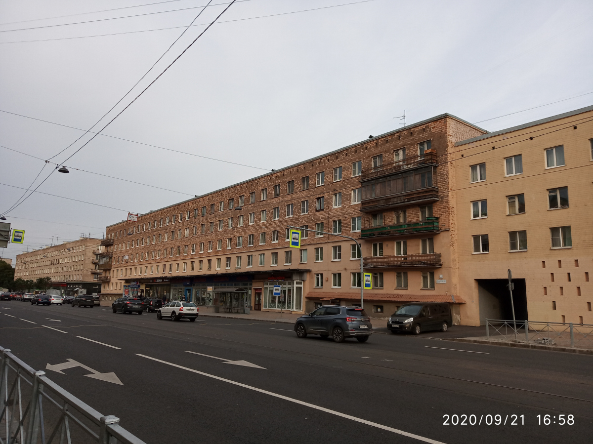 Sankt Petersburg, Среднеохтинский проспект, 1 корп. 1