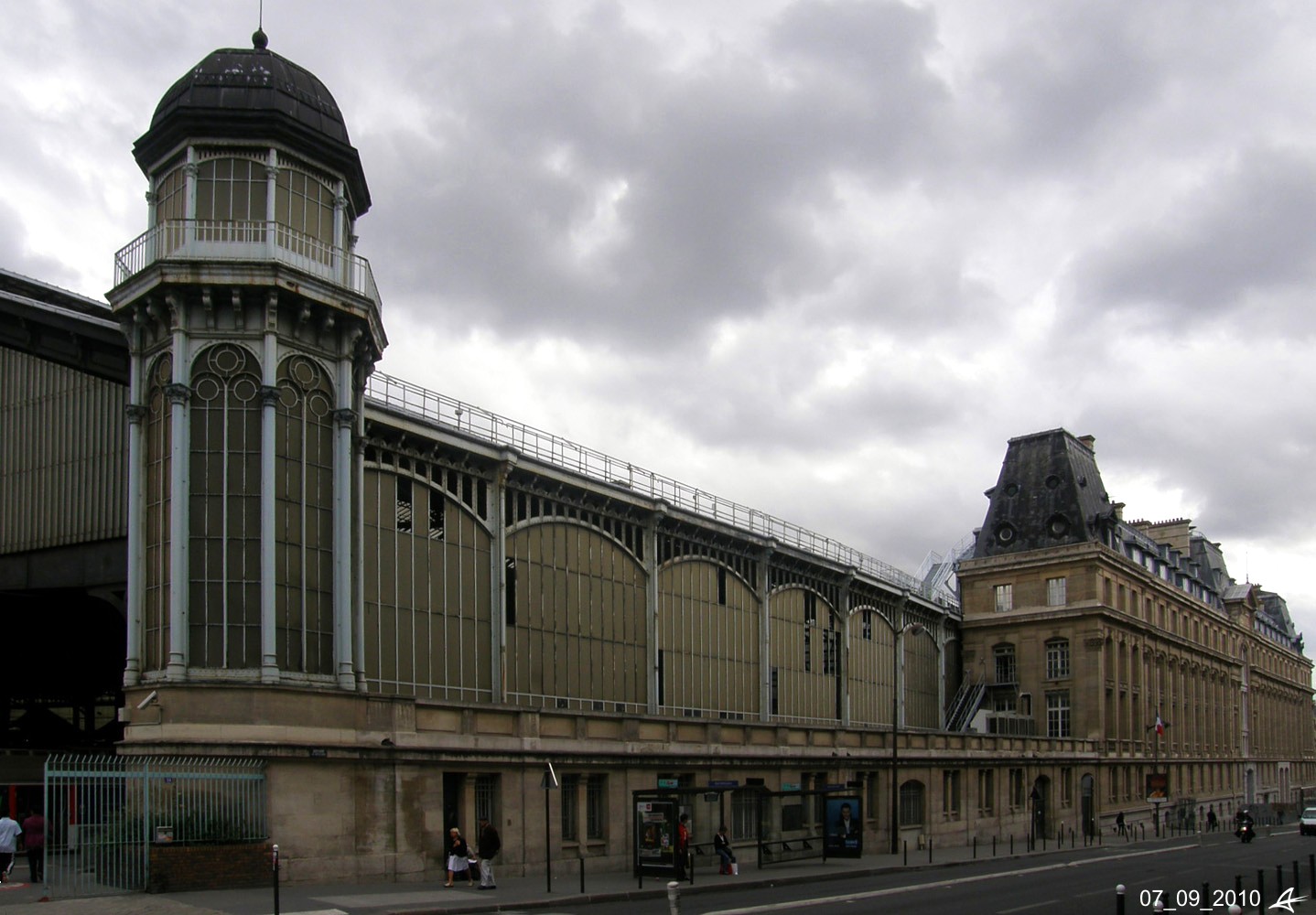 Париж, Rue d'Amsterdam, 13