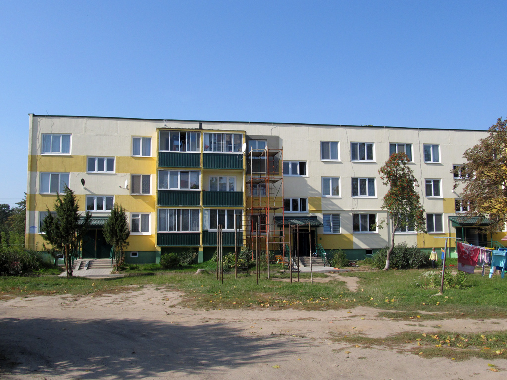 Смиловичи, Улица Доватора, 1