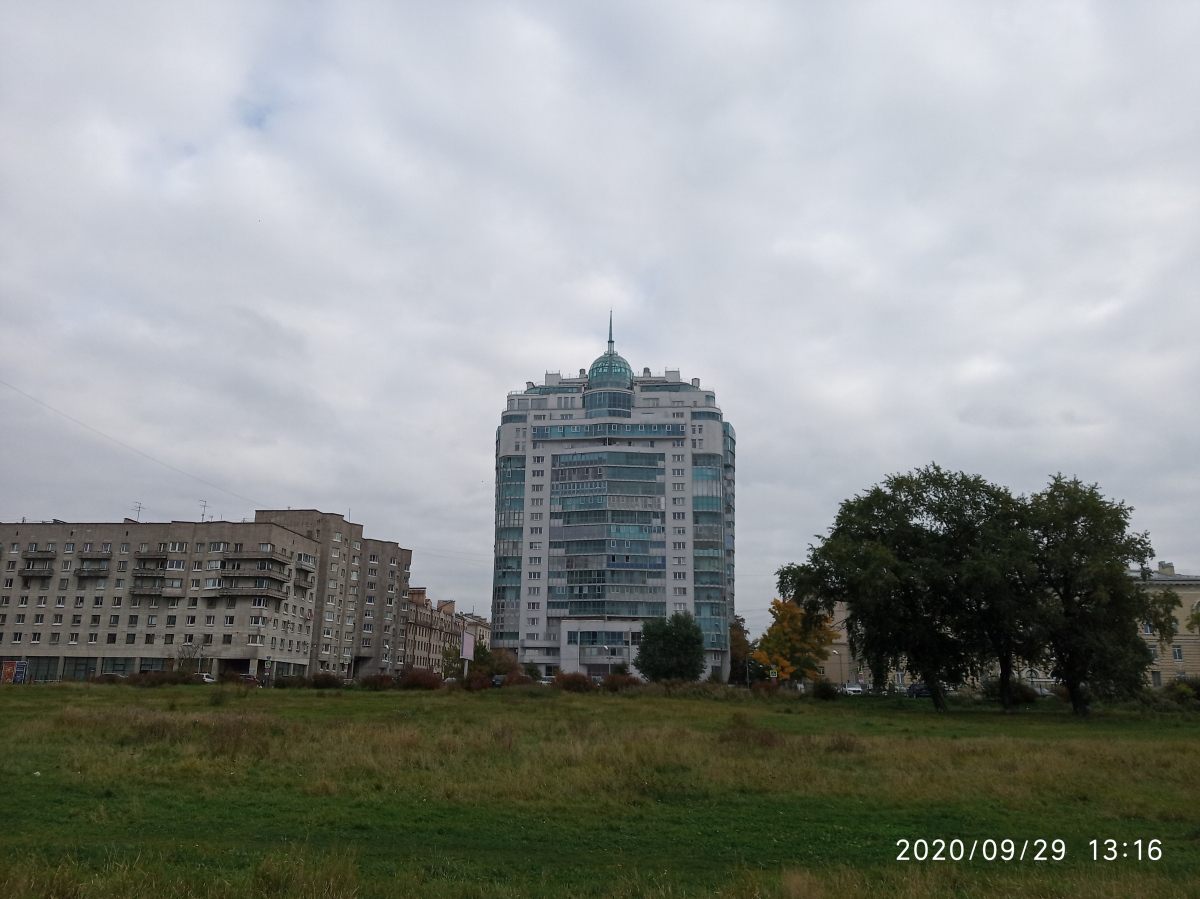 Санкт-Петербург, Большеохтинский проспект, 9; Большеохтинский проспект, 11 корп. 1