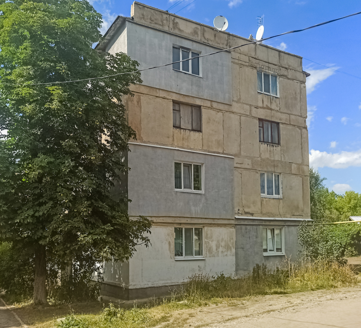 Лисичанськ, Привілля, Улица Ломоносова, 35
