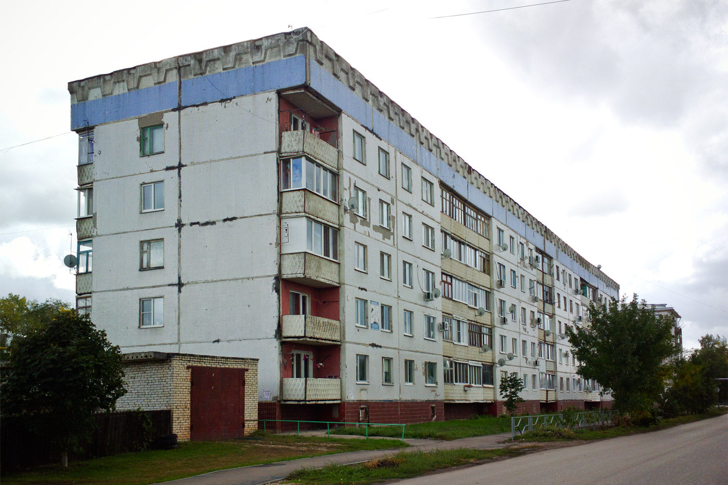 Безенчук, Улица Гагарина, 16