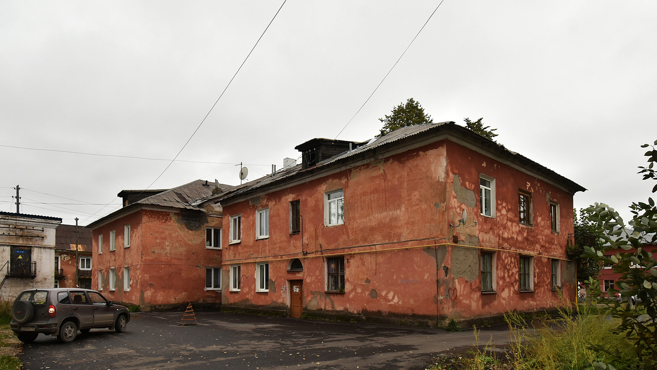 Чусовой, Переездная улица, 8