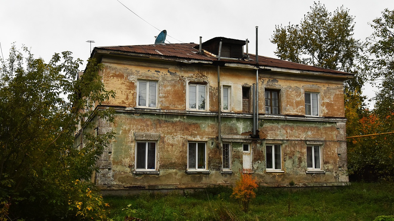 Чусовой, Октябрьская улица, 8