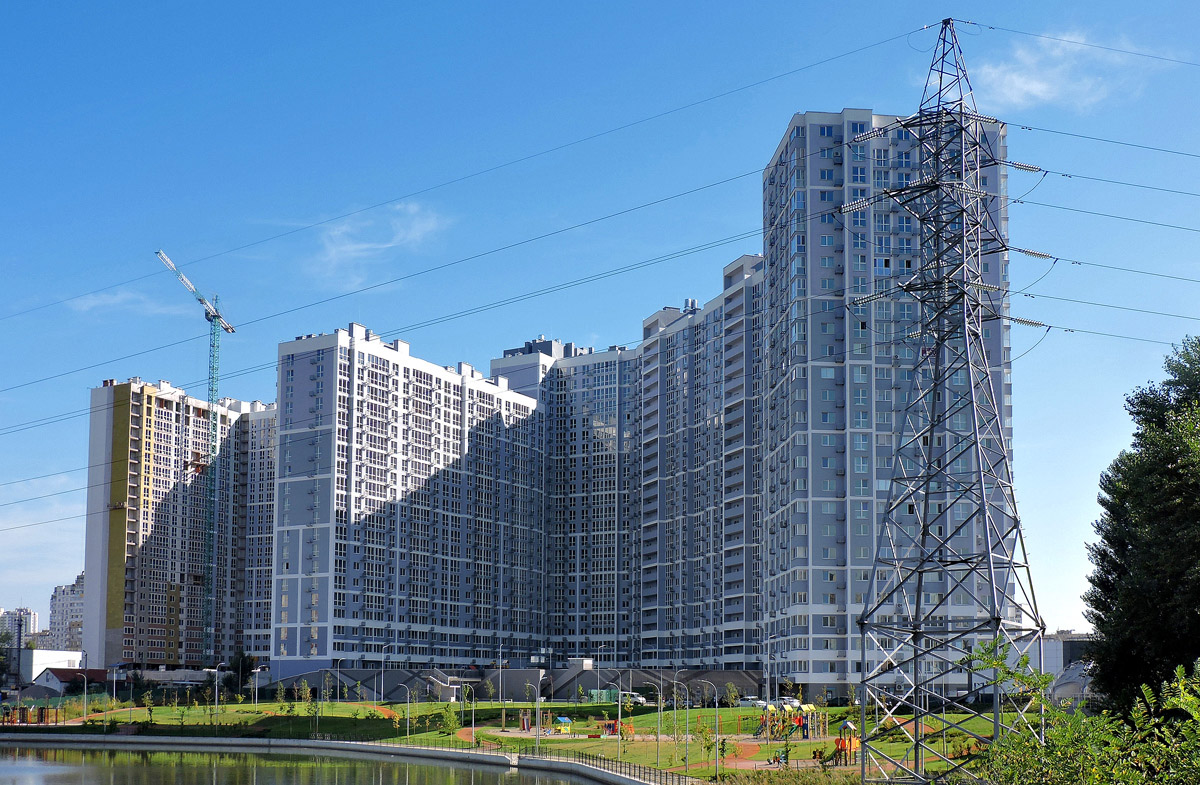 Киев, Улица Ревуцкого, 40/3 стр; Улица Ревуцкого, 40В; Улица Ревуцкого, 40Г