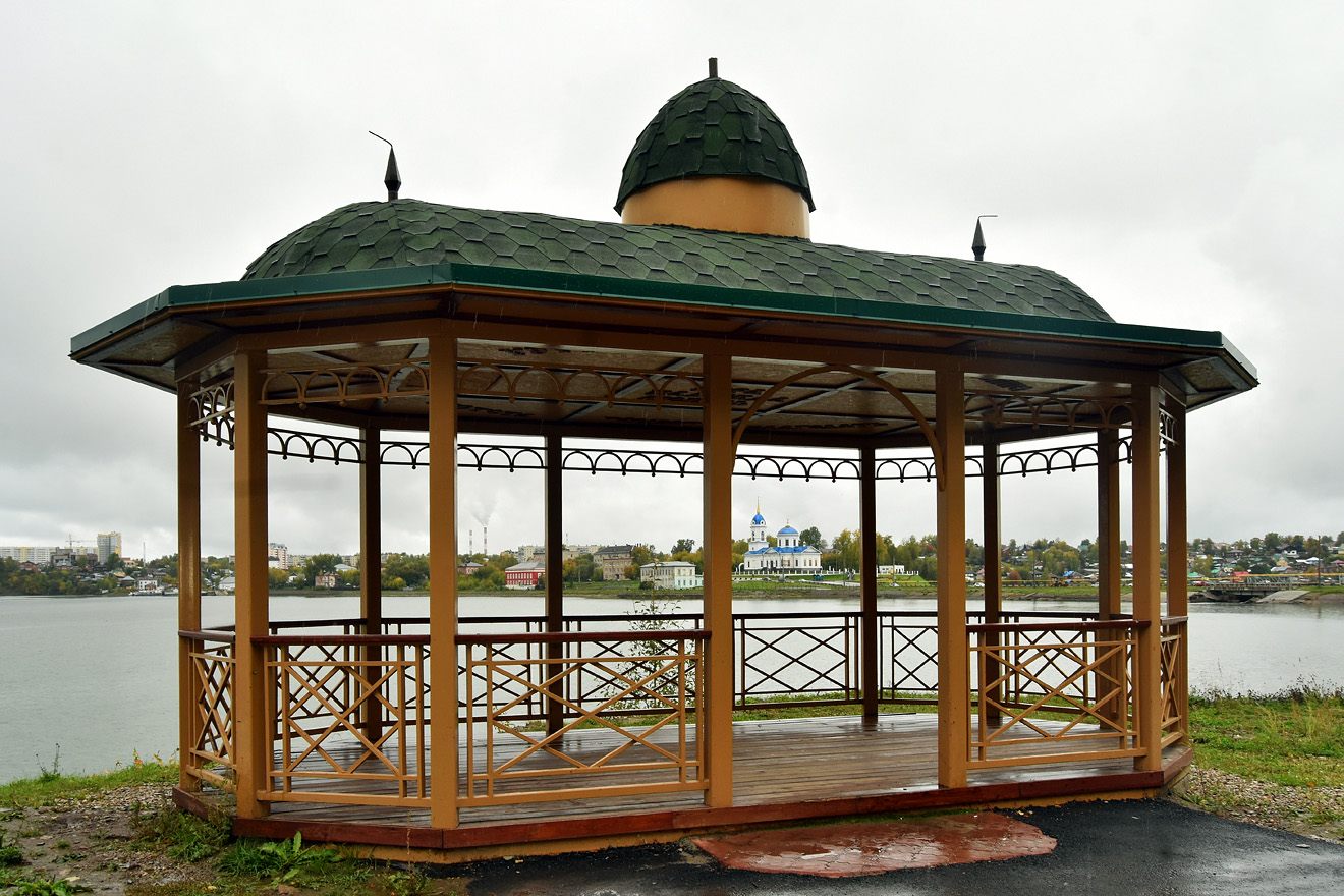 Добрянка, Графский сад, Ротонда