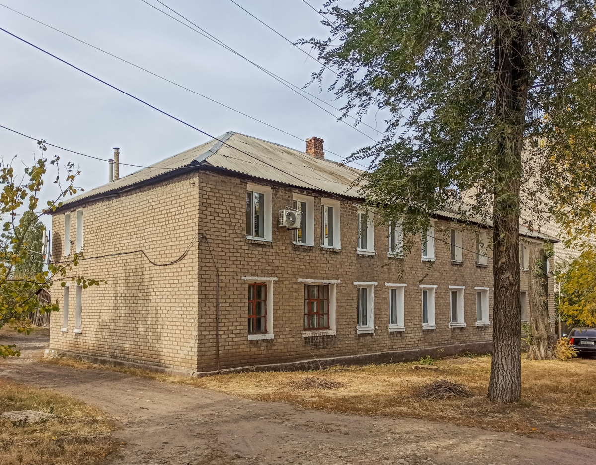 Lisiczansk, Улица Строителей, 16