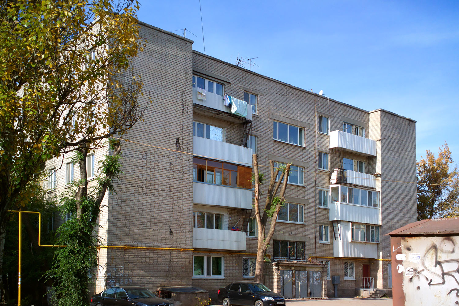 Samara, Улица Мяги, 21