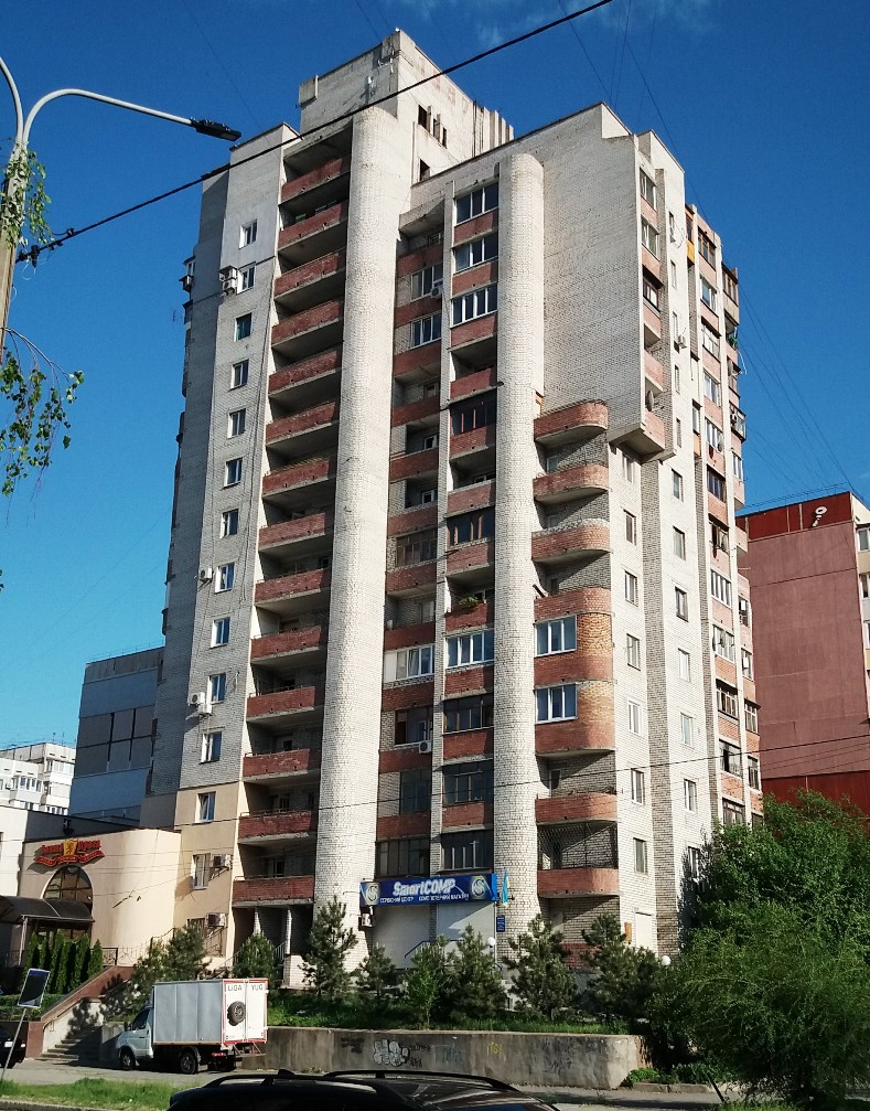 Запорожье, Чаривная улица, 38Б