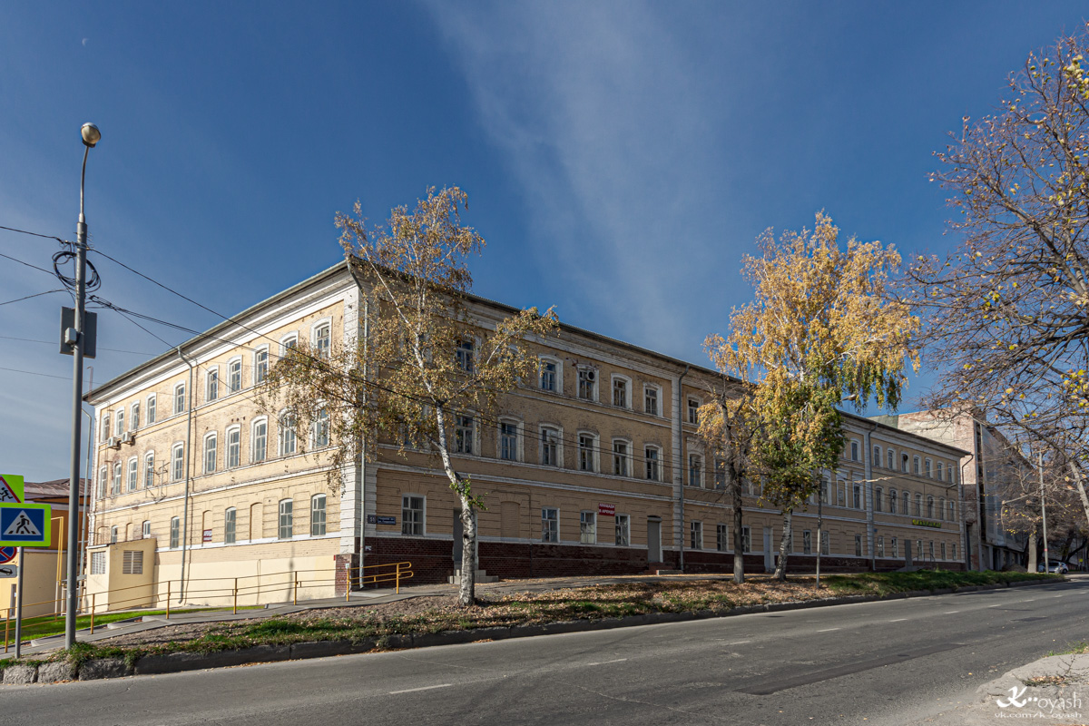 Казань, Улица Гладилова, 51