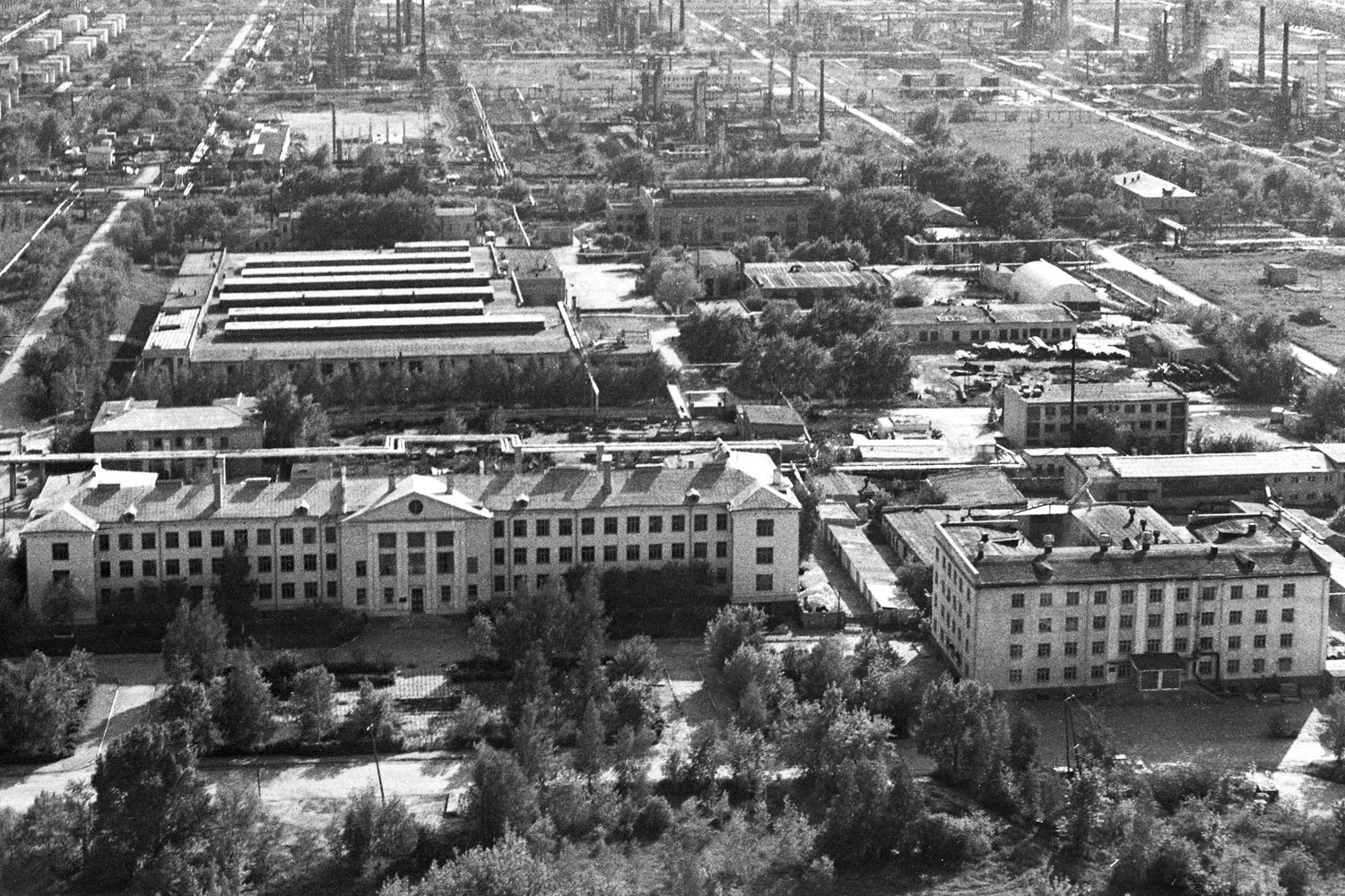 Новокуйбышевск, Научная улица, 1; Научная улица, 3 стр. 1