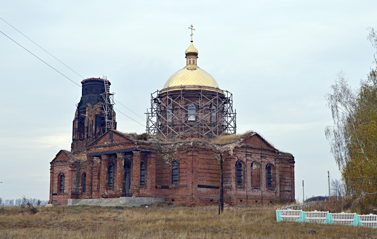 Солнцевский район, прочие н. п., с. Гололобовка, Школьная улица, 5