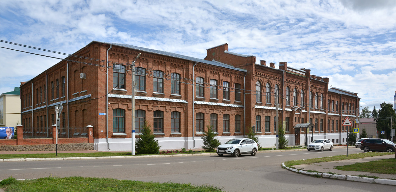 Мензелинск, Улица Мусы Джалиля, 16