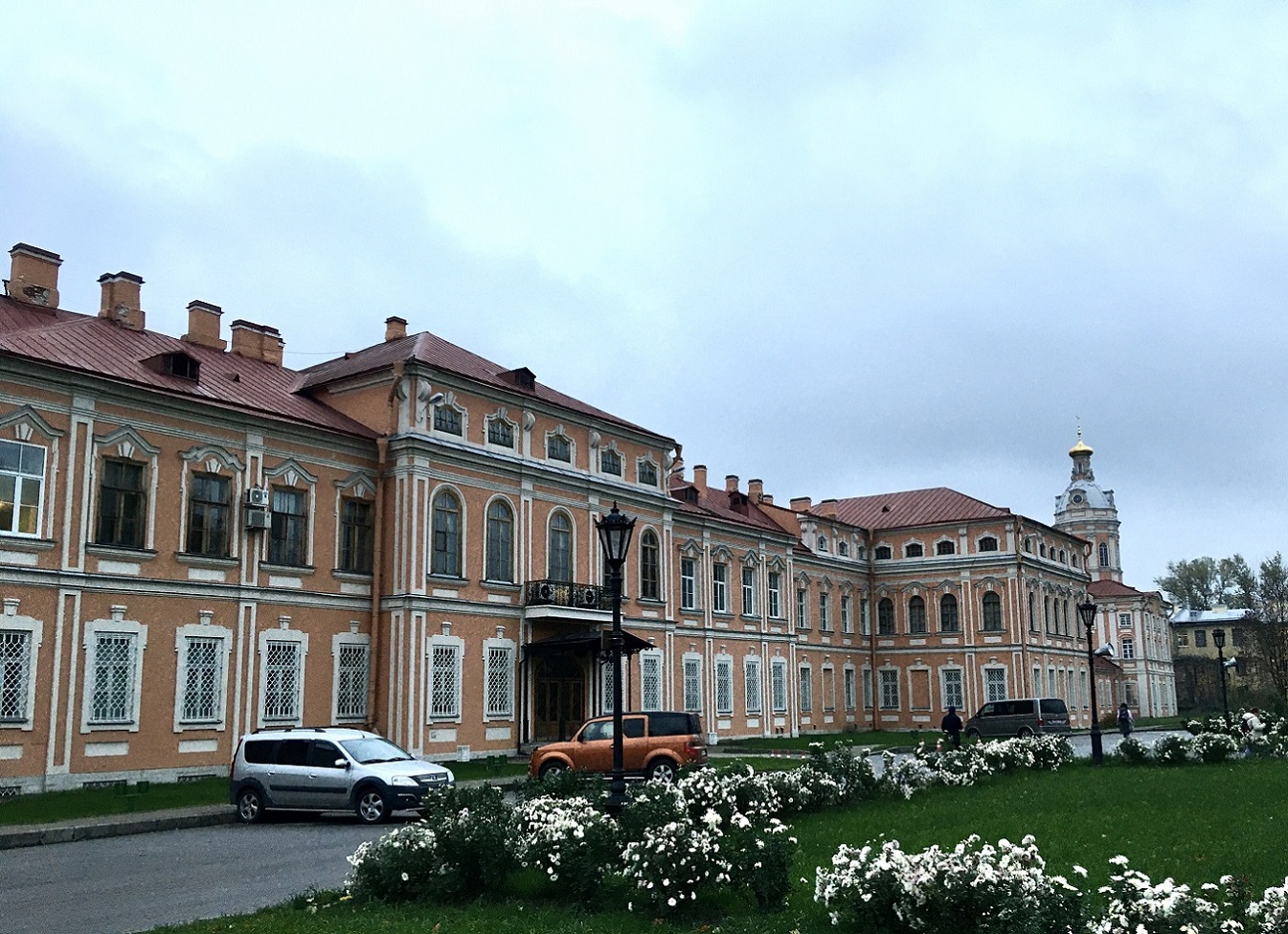 Санкт-Пецярбург, Набережная реки Монастырки, 1