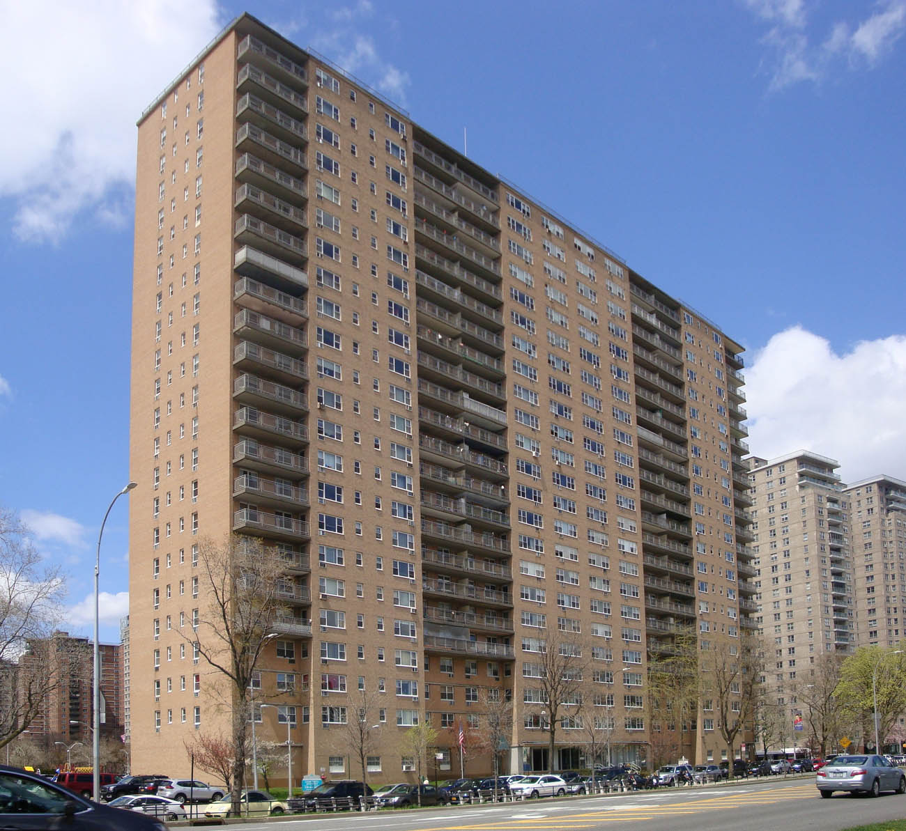 Нью-Йорк, Ocean Parkway (B), 2940