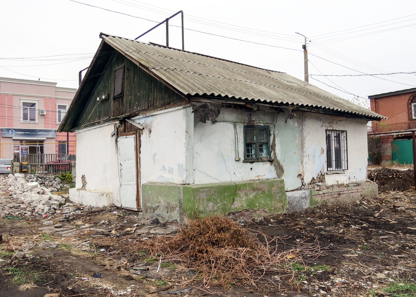 Novokuybyshevsk, Улица Горького, 33