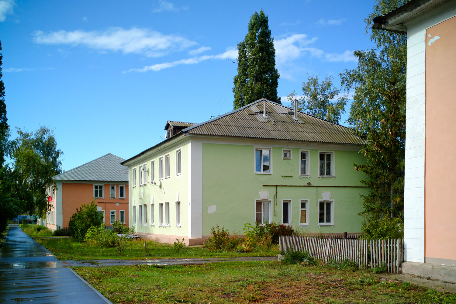Безенчук, Советская улица, 48