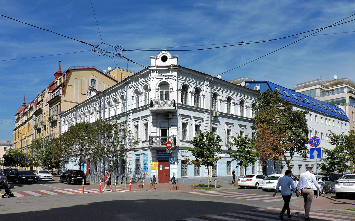 Киев, Братская улица, 12; Борисоглебская улица, 11