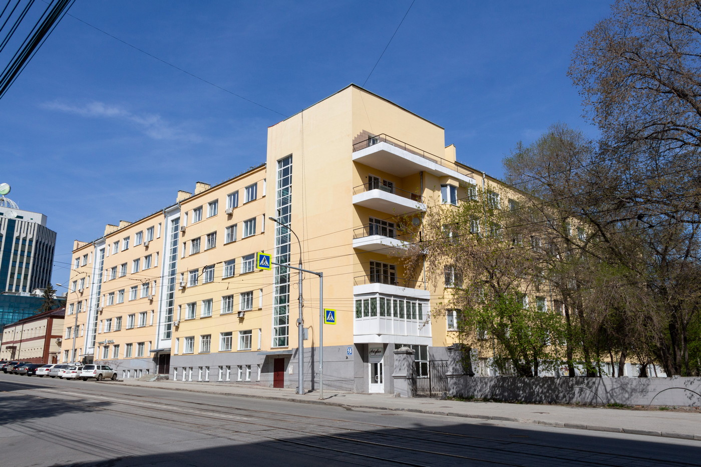 Новосибирск, Серебренниковская улица, 16