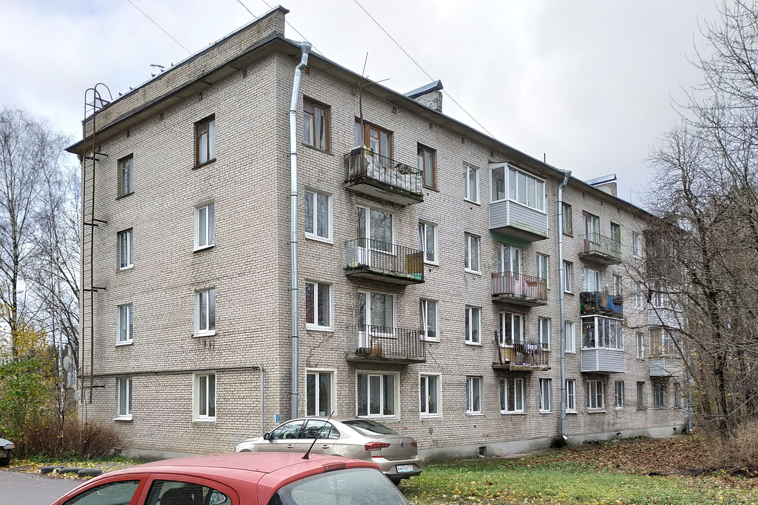Volosovo, Улица Хрустицкого, 82
