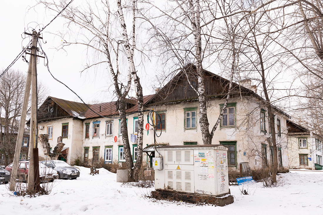 Уфа, Улица Рычкова, 12; Улица Рычкова, 12*