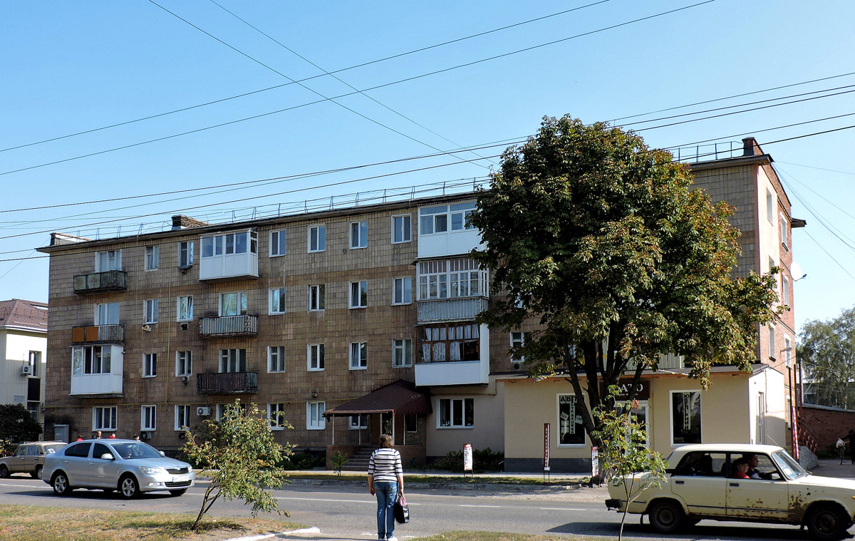 Тростянец, Благовещенская улица, 36