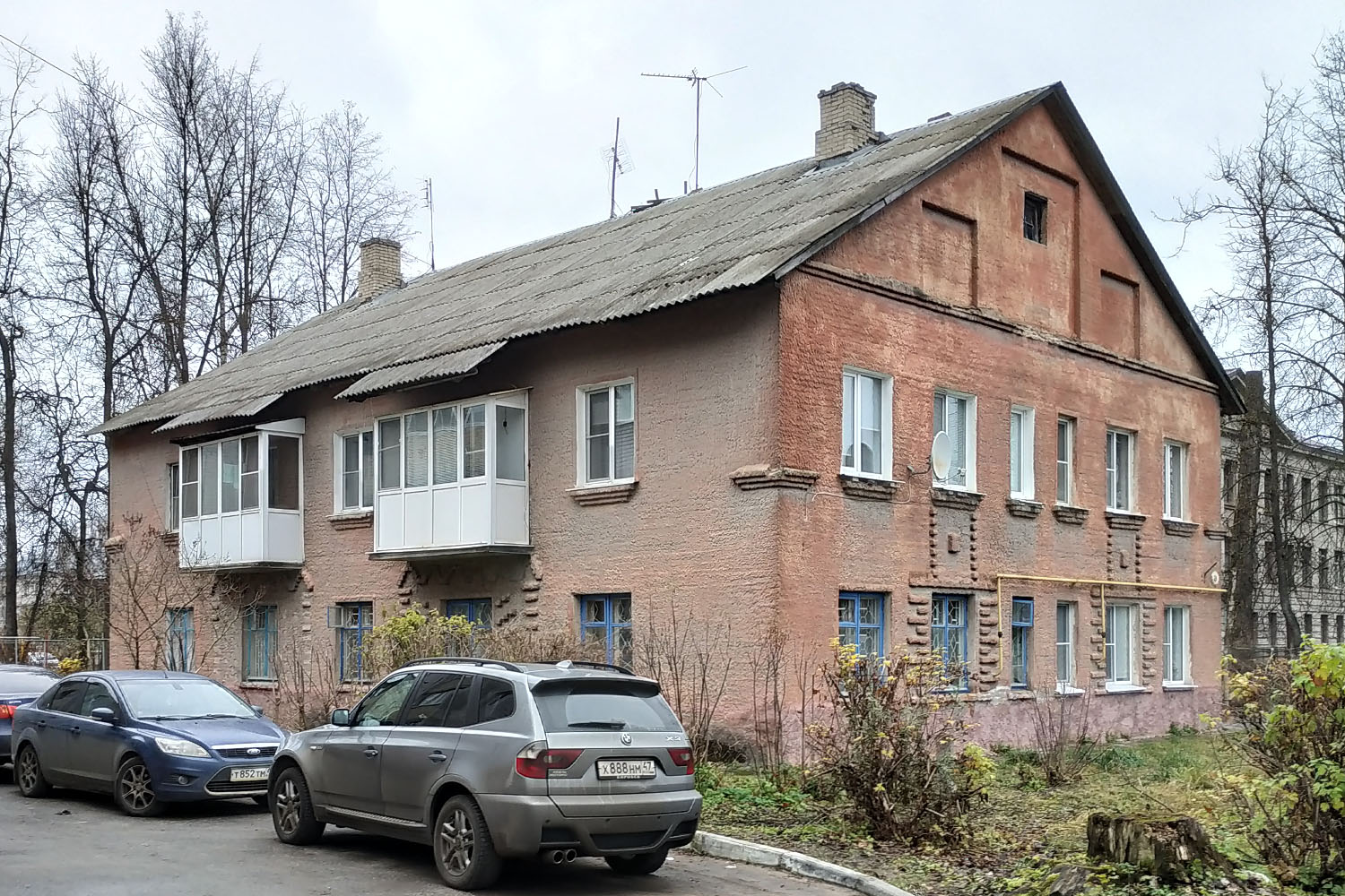 Павлово, Ленинградский проспект, 20