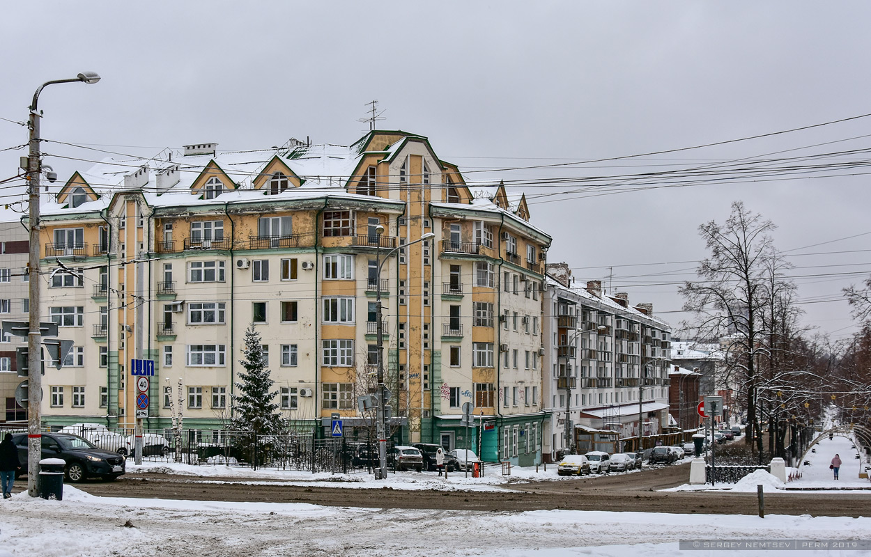 Perm, Комсомольский проспект, 8