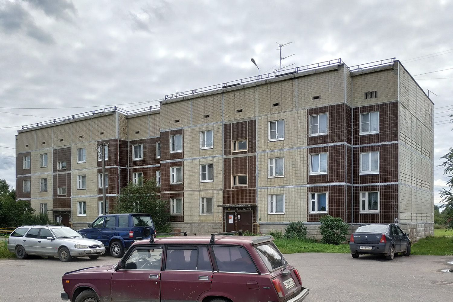 Лужский район, прочие н. п., Почап, Дорожная улица, 23