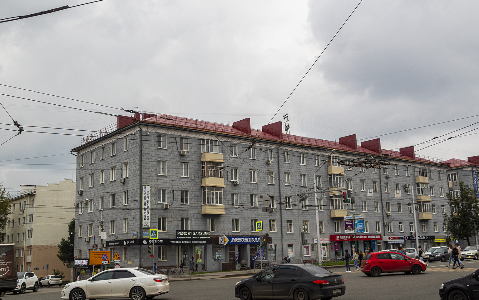 Уфа, Проспект Октября, 16