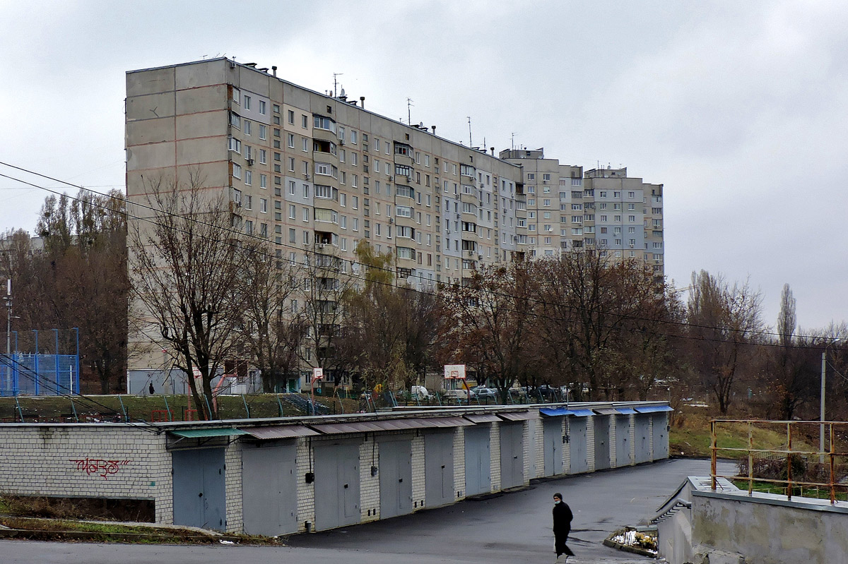 Харьков, Проспект Победы, 72Б; Проспект Победы, 72А (п. 2); Проспект Победы, 72А (п. 1)