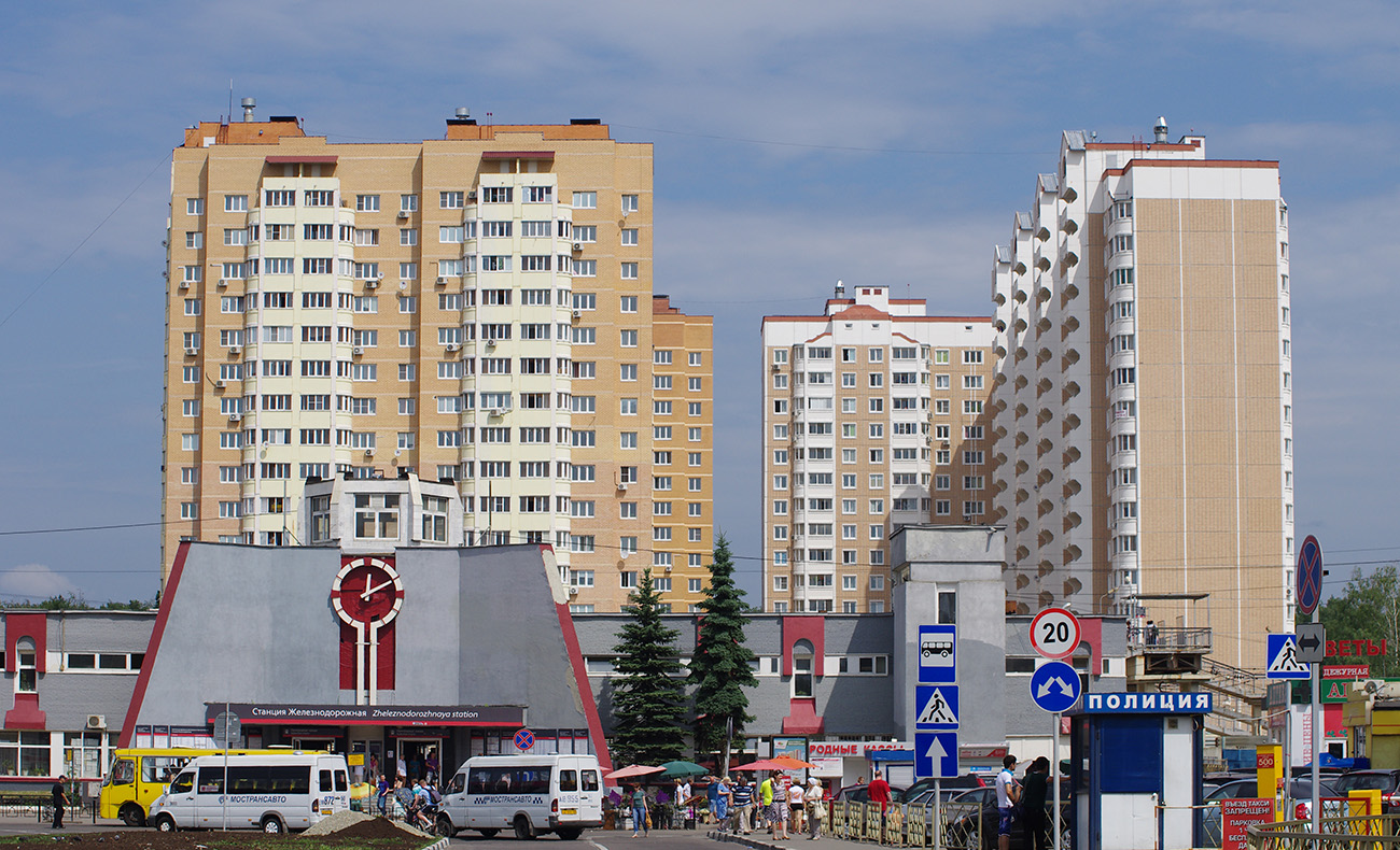 Балашиха, Микрорайон Железнодорожный, Привокзальная площадь, 1; Микрорайон Железнодорожный, Лесопарковая улица, 2; Микрорайон Железнодорожный, Лесопарковая улица, 4