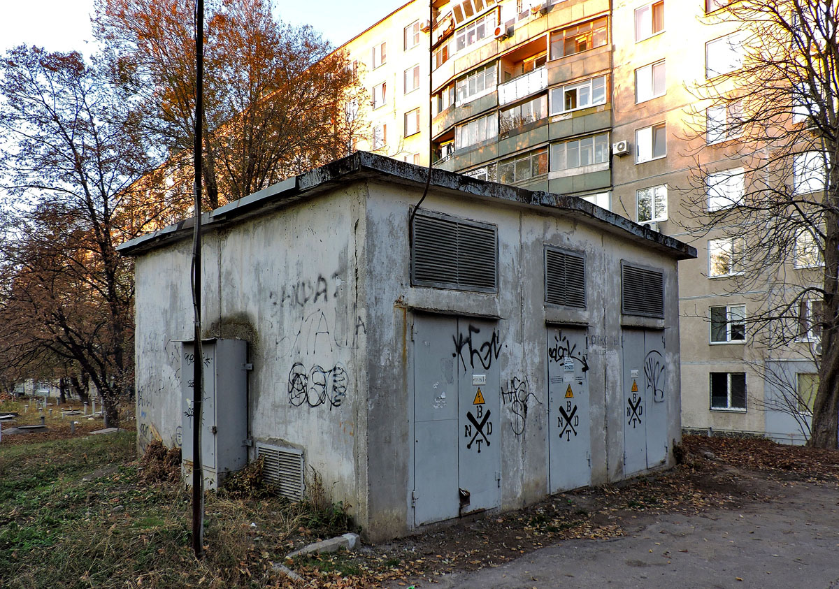 Харьков, Улица Героев Труда, 38*