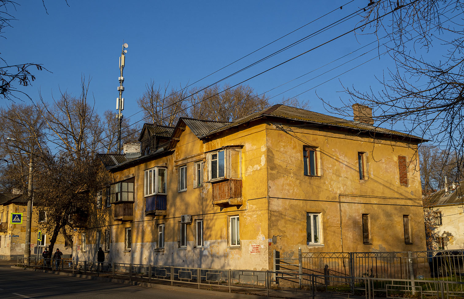 Уфа, Кольцевая улица, 121 / Улица Кулибина, 22