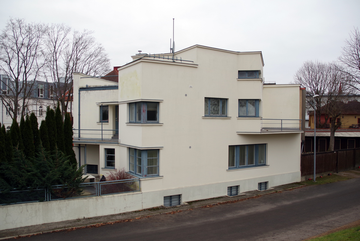 Пярну, Rüütli, 1a