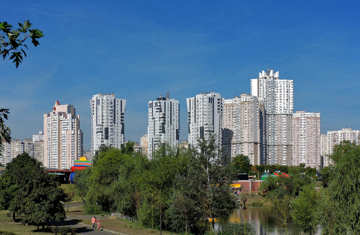 Киев, Срибнокильская улица, 2А; Срибнокильская улица, 3; Срибнокильская улица, 3А; Срибнокильская улица, 3Б; Срибнокильская улица, 1. Киев — Панорамы