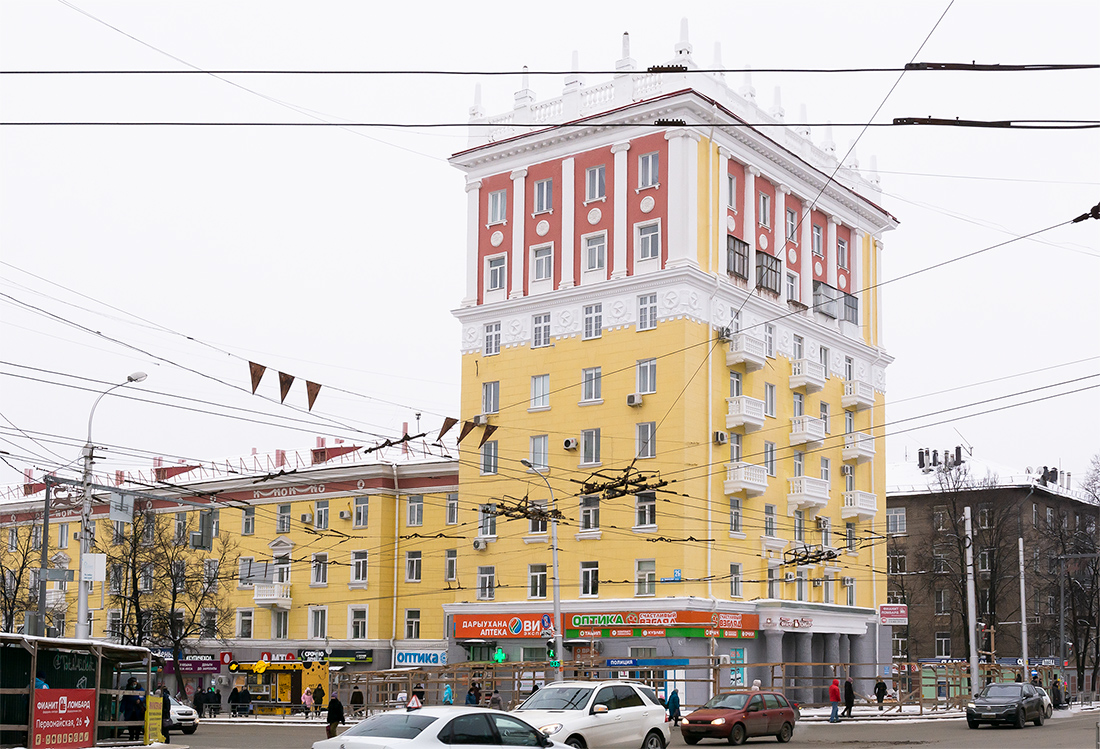 Уфа, Первомайская улица, 26 / Улица Ульяновых, 28