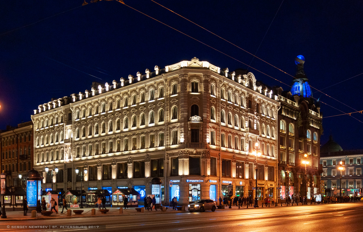 Санкт-Петербург, Невский проспект, 26 / Малая Конюшенная улица, 16