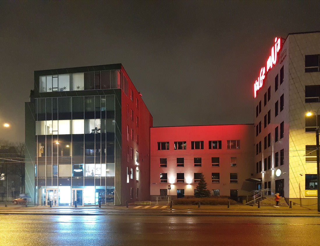 Таллин, Laulupeo, 2; Tartu maantee, 63