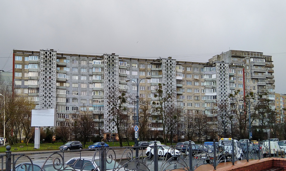 Калининград, Октябрьская улица, 5-11; Октябрьская улица, 27
