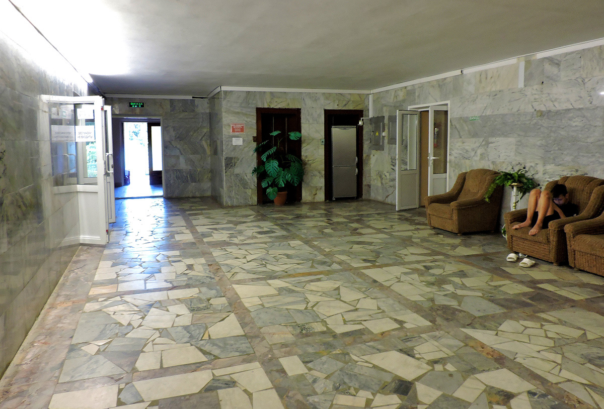 Волчанский район, прочие н.п., с. Хотомля, Новодоновская улица, 1 корп. 3