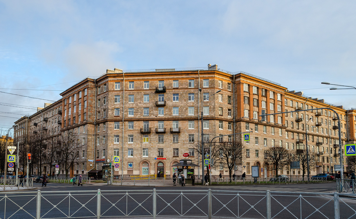 Санкт-Петербург, Улица Типанова, 3