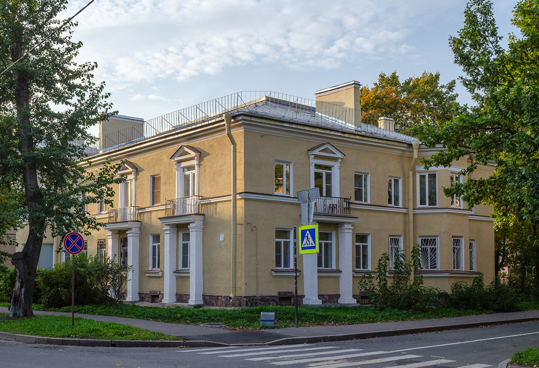 Санкт-Петербург, Оборонная улица, 17